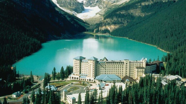 honeymoon shows, Banff & Lake Louise