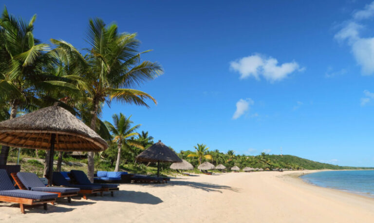 honeymoon shows, Bazaruto Archipelago, Mozambique beaches