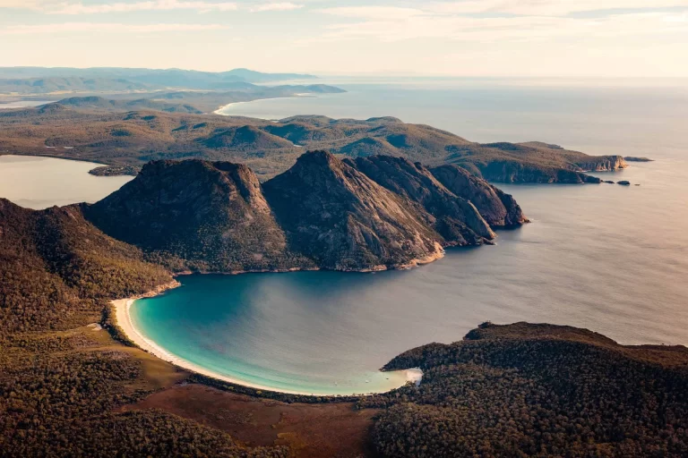 honeymoon shows, Freycinet Peninsula, Tasmania Beaches