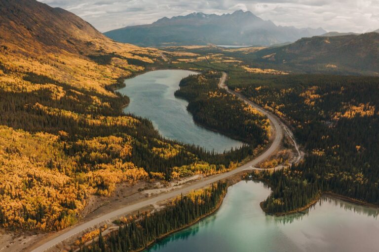 honeymoon shows, Whitehorse Yukon Territory 0verland