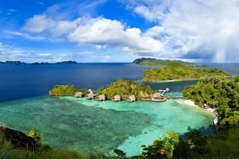 honeymoon shows, Raja Ampat, Indonesia beaches