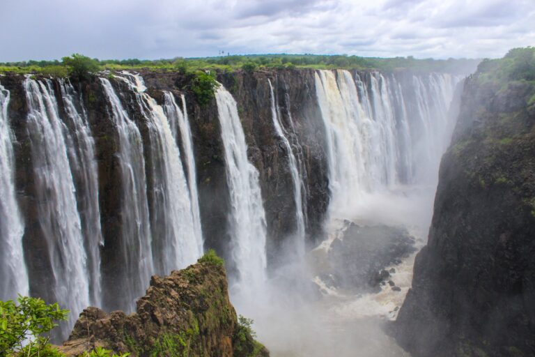 honeymoon shows Victoria Falls highest water fall in africa
